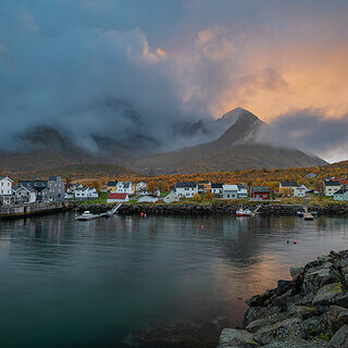 Senja - Mefjordvaer - Sunset